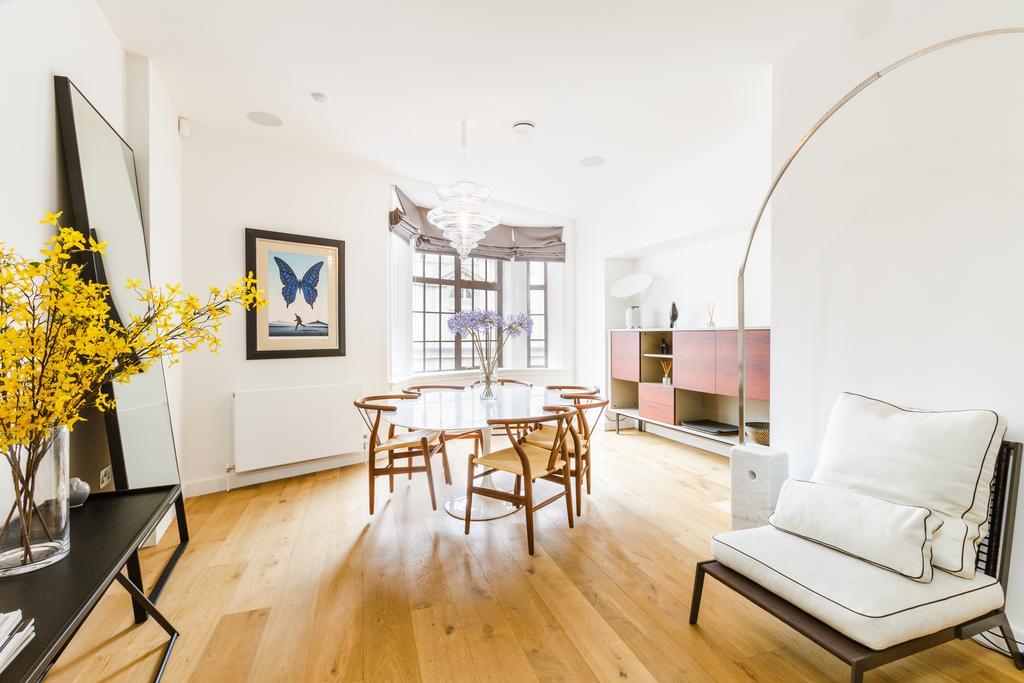 Cockspur Street, 3 bedrooms London Exteriör bild
